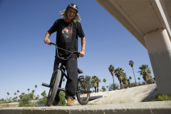 Vans_Odyssey_Proof_Of_Biking_004